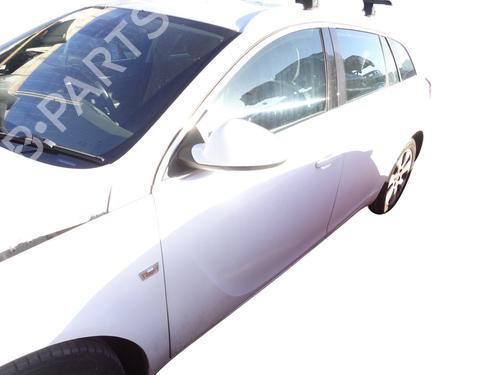 Used Left front door OPEL INSIGNIA A Sports Tourer (G09) [2008-2017]  23223393