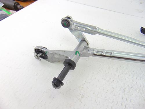 Front wiper motor PEUGEOT 5008 II (MC_, MJ_, MR_, M4_)  | BP10235533M29 