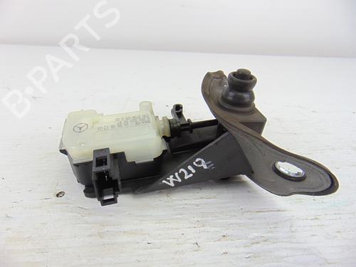 Fuel flap MERCEDES-BENZ CLS (C219) CLS 350 (219.357) | BP8654013C131 