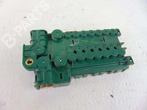 Used Fuse box Fuse box BMW X5 (E53) 3.0 d (184 hp) 10381276 10381276