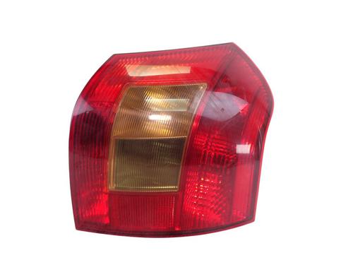 right-taillight-toyota-corolla-_e12_-2001-2002-2003-2004-2005-2006-2007-2008-32865638 main image