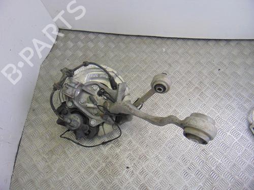 Used Left front steering knuckle BMW 1 (E87) 120 d (177 hp) 15527884