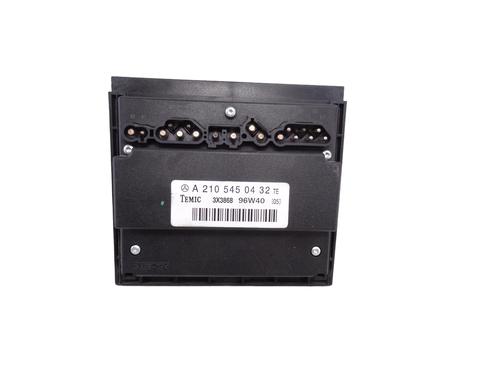 Used Electronic module MERCEDES-BENZ E-CLASS (W210) E 300 D (210.020) (136 hp) 19637971