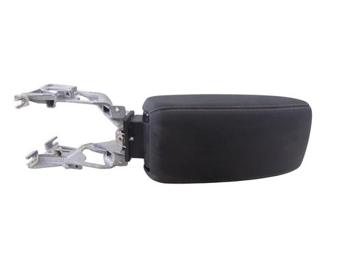 Used Armrest / Center console AUDI Q3 (F3B) 35 TDI (150 hp) 29547188