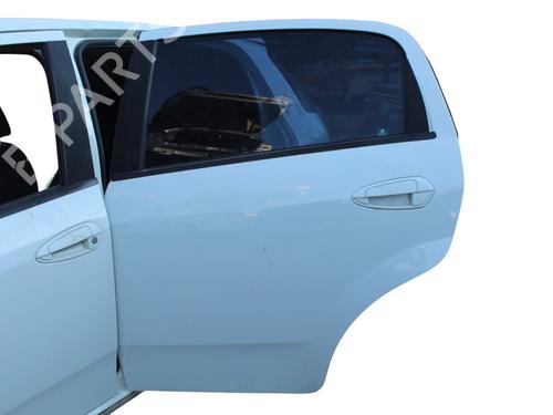 Used Left rear door FIAT GRANDE PUNTO (199_) 1.4 16V (199BXG1B, 199AXG1B) (95 hp) 20500657