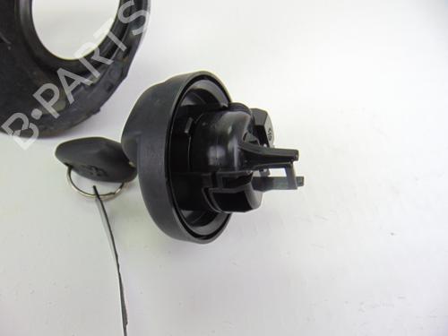 Fuel flap PEUGEOT 208 I (CA_, CC_) 1.2 THP 110 | BP8915276C131