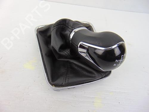 Used Shift knob SEAT TOLEDO IV (KG3) 1.6 TDI (105 hp) 11390260