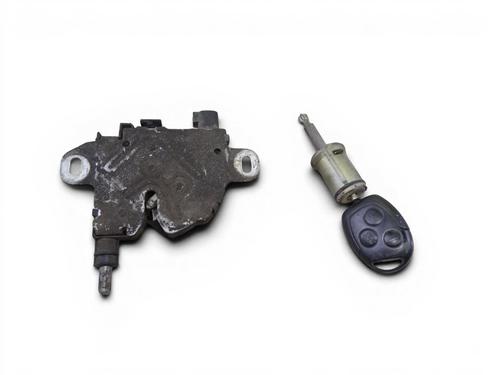 hood-lock-ford-focus-i-daw-dbw-1998-1999-2000-2001-2002-2003-2004-2005-2006-2007-2008-2009-36775123 main image