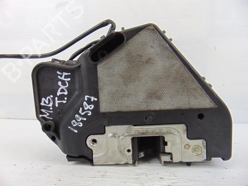 Rear right lock MERCEDES-BENZ E-CLASS (W211) E 320 (211.065) | BP8196327C99 
