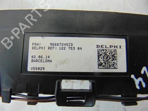 Steering wheel controls CITROËN C4 CACTUS 1.2 VTi 82 | BP7725647E15 
