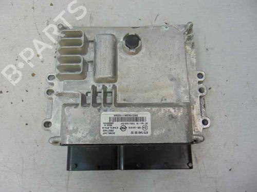 Used Engine control unit (ECU) SSANGYONG XLV SUV e-XGi 160 (128 hp) 7725107
