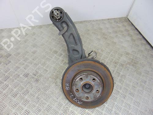 Used Right rear steering knuckle MERCEDES-BENZ A-CLASS (W176) A 180 CDI / d (176.012) (109 hp) 8208722