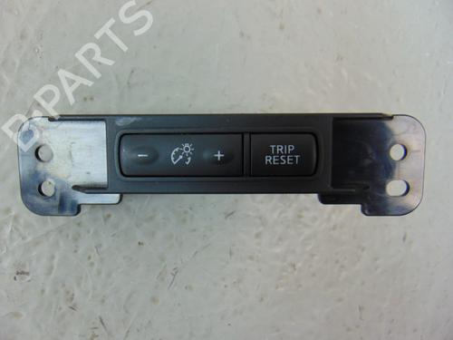 Used Switch NISSAN MICRA V (K14) [2016-2025]  7725583