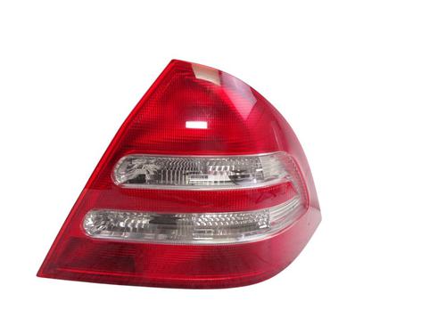 right-taillight-mercedes-benz-c-class-w203-2000-2001-2002-2003-2004-2005-2006-2007-32414040 main image