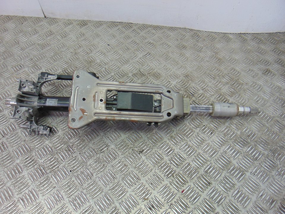 Steering column BMW 1 (E87) 123 d 8521167 BParts