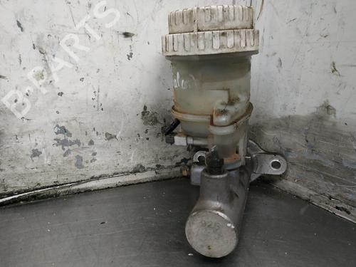 Brake master cylinder MITSUBISHI GALANT VIII (EA_) 2.0 TDI (EA6A) | BP26255835M77 