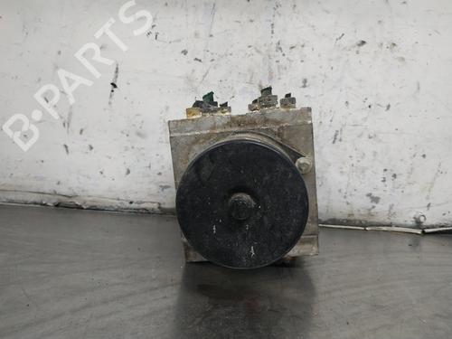 Used ABS pump PEUGEOT 407 SW (6E_, 6D_) 2.0 HDi (140 hp) 26256412