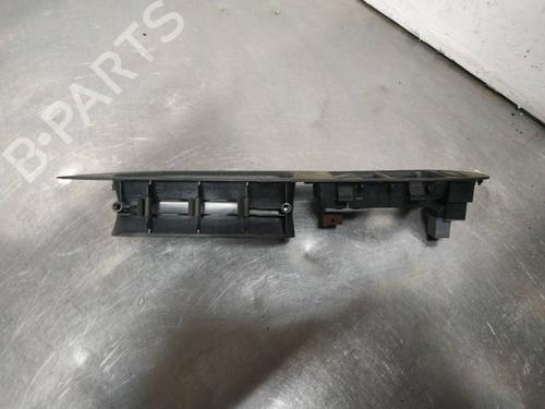 Left front window switch SEAT CORDOBA (6L2) 1.9 TDI | BP26267142I27 