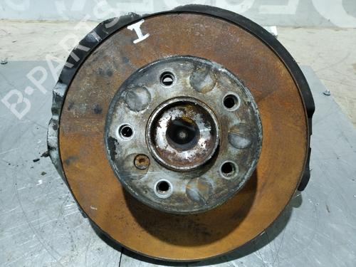Used Left front steering knuckle BMW 5 (E60) 525 d (177 hp) 26264447