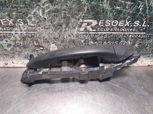 Used Rear left exterior door handle MERCEDES-BENZ C-CLASS (W203) C 220 CDI (203.008) (150 hp) 8069710
