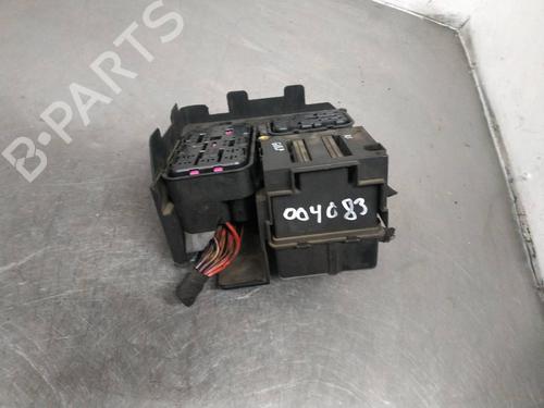 Fuse box VW GOLF V (1K1) 2.0 TDI 16V | BP26267190E1 