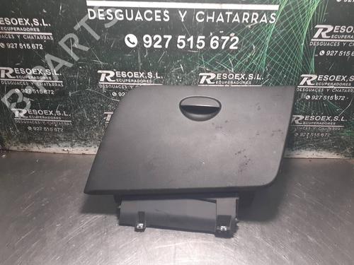 Used Glove box SEAT LEON (1P1) 2.0 FSI (150 hp) 8799153