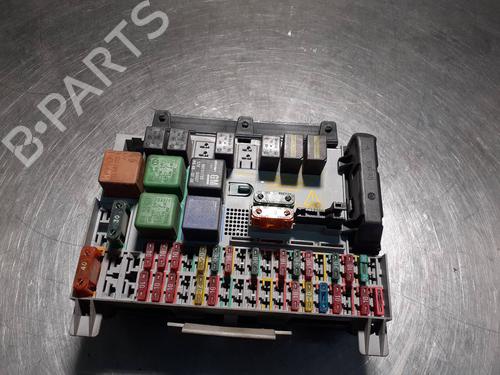 Used Fuse box OPEL VECTRA B (J96) 2.0 DTI 16V (F19) (101 hp) 9680746