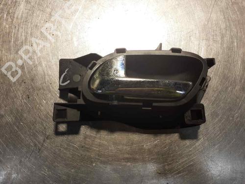 Used Front left interior door handle PEUGEOT 407 SW (6E_, 6D_) 1.6 HDi 110 (109 hp) 8205193