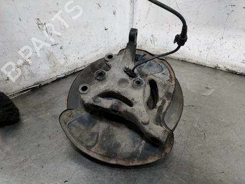 Left front steering knuckle MERCEDES-BENZ C-CLASS (W203) C 220 CDI (203.008) | BP26254015M25 