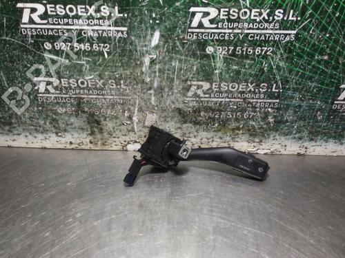 Used Steering column stalk SKODA OCTAVIA I (1U2) 1.9 TDI (110 hp) 8653976