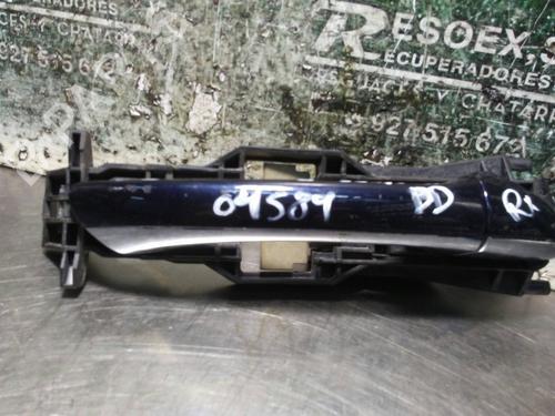 Klamka zewnętrzna drzwi przednich prawych MERCEDES-BENZ C-CLASS (W203) C 220 CDI (203.008) | BP8526389C129 