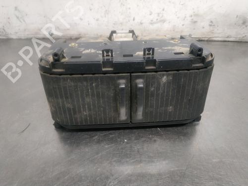 Used Glove box NISSAN X-TRAIL I (T30) 2.2 dCi 4x4 (136 hp) 26254529