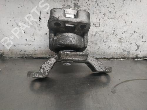 Used Engine mount FORD MONDEO II (BAP) 1.8 i (115 hp) 26257060