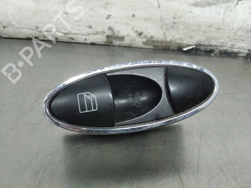 Used Right front window switch MERCEDES-BENZ E-CLASS (W211) E 220 CDI (211.006) (150 hp) 26254289