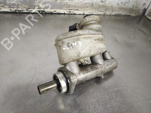 Used Brake master cylinder TOYOTA AVENSIS (_T25_) 2.0 D-4D (CDT250_, CDT250R) (116 hp) 26252498