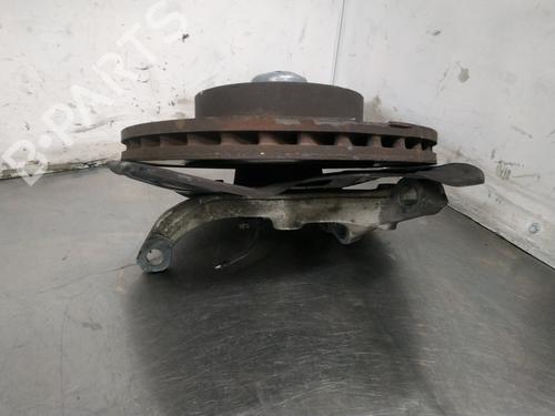 Left front steering knuckle MERCEDES-BENZ C-CLASS (W204) C 200 Kompressor (204.041) | BP26253740M25 