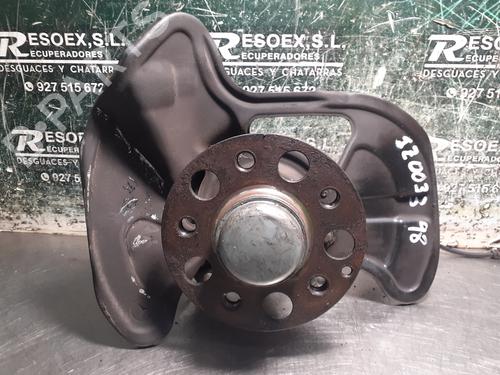 Used Left front steering knuckle MERCEDES-BENZ C-CLASS (W204) C 220 CDI (204.008) (170 hp) 26242982