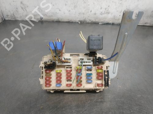 Used Fuse box NISSAN X-TRAIL I (T30) 2.2 dCi 4x4 (136 hp) 26254536