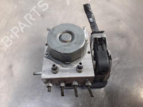 Used ABS pump RENAULT CLIO II Hatchback Van (SB0/1/2_) 1.5 dCi (68 hp) 26244372