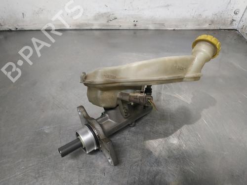 Used Brake master cylinder CITROËN C3 II (SC_) 1.1 i (60 hp) 26253854