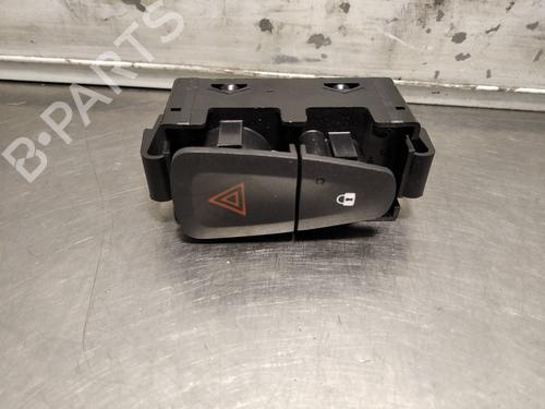 Used Warning switch DACIA SANDERO II TCe 90 (B8M1, B8MA, B8AC) (90 hp) 26246096