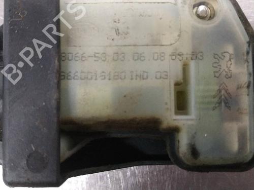 Klapa wlewu paliwa CITROËN C4 Picasso I MPV (UD_) 1.6 HDi | BP27402655C131 