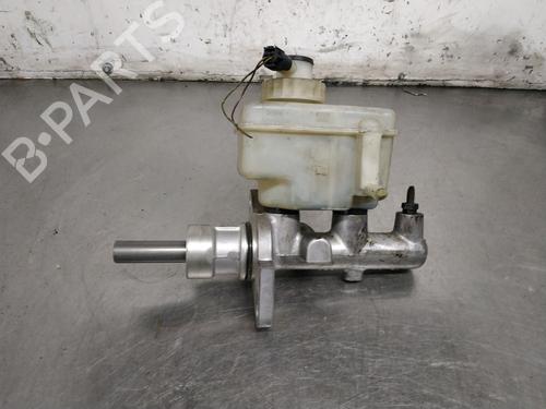 Used Brake master cylinder BMW 5 (E39) 523 i (170 hp) 26254175