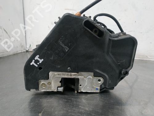Rear left lock MERCEDES-BENZ C-CLASS (W203) C 220 CDI (203.008) | BP26253175C100 