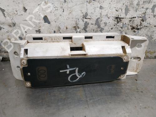 Used Display monitor JEEP CHEROKEE (XJ) 2.5 TD 4x4 (116 hp) 26263442