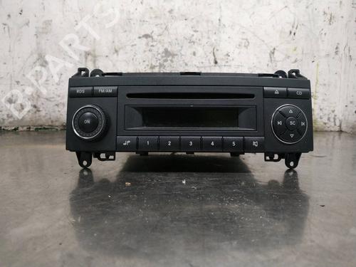 Used Radio MERCEDES-BENZ A-CLASS (W169) A 160 (169.031, 169.331) (95 hp) 26264961