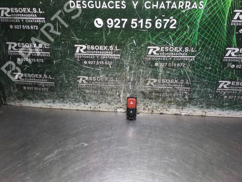 Used Warning switch RENAULT MEGANE III Hatchback (BZ0/1_, B3_) 1.5 dCi (BZ09, BZ0D, BZ1W, BZ29, BZ14) (110 hp) 8618633
