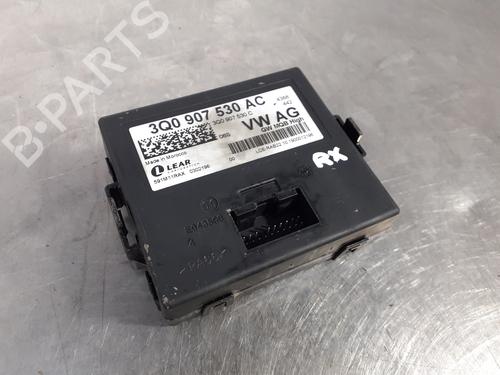 Used Electronic module SEAT LEON (1P1) 2.0 FSI (150 hp) 26243294