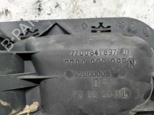 Used Front right interior door handle RENAULT LAGUNA I (B56_, 556_) 1.9 dCi (B56W) (107 hp) 26256540