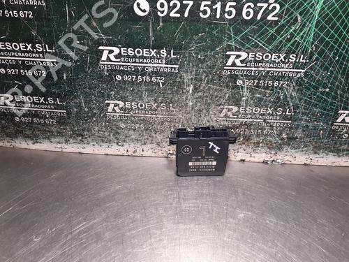 Used Comfort control module MERCEDES-BENZ C-CLASS (W203) C 220 CDI (203.008) (150 hp) 8499113